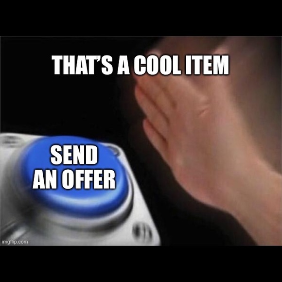 True Religion | Horseshoe Buckle Belt - Picture 3 of 8